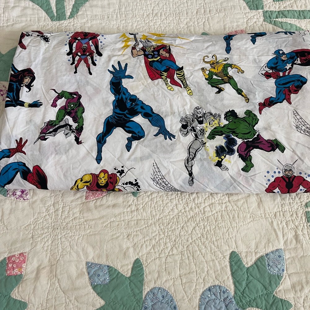 Pottery Barn Kids Marvel full sheet